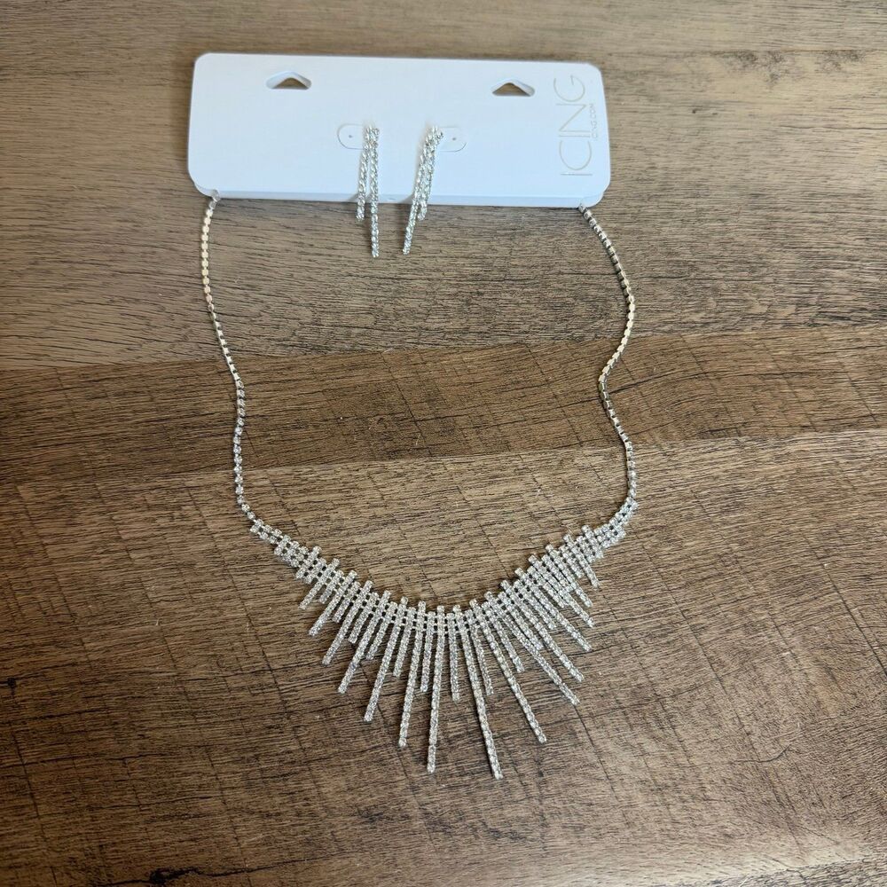 NWT bib fringe rhinestone necklace and matching earrings statement prom wedding